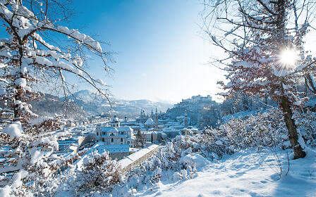 Stadtansicht der Stadt Salzburg im Winter