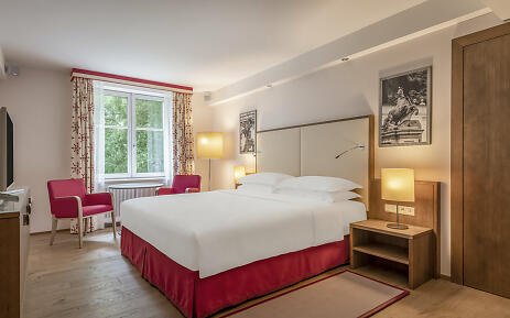 Sheraton Grand Salzburg Hotel King Schlafzimmer Apartment Suite